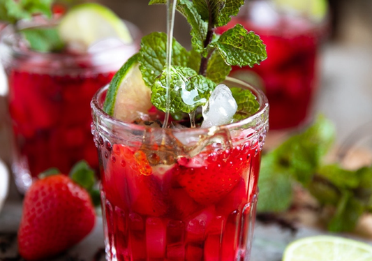 STRAWBERRY HONEY HIBISCUS ICED TEA RECIPE